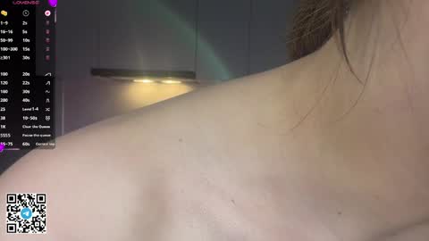 Caroline online show from April 17, 9:50 pm