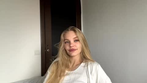 Amelia online show from November 22, 5:54 am