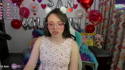 Snapshot of aria_alaia chatting on February 15, 1:10 am Linda online show from February 15, 1:10 am