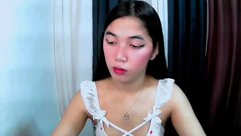 Snapshot of aria_fucks chatting on October 16, 1:52 am ARIA online show from October 16, 1:52 am