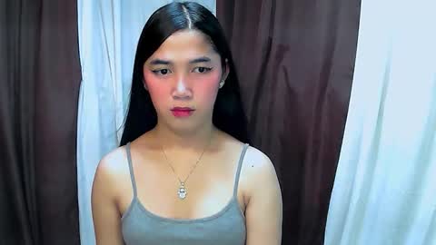 Snapshot of aria_fucks chatting on October 6, 2:50 am ARIA online show from October 6, 2:50 am
