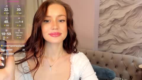 aria_mila online show from December 5, 11:55 am