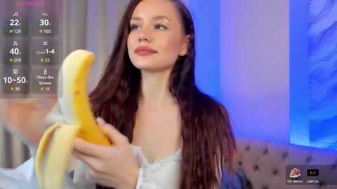 aria_mila online show from November 23, 11:34 am