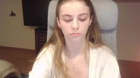 Snapshot of ariacreazy chatting on October 16, 8:22 pm AriaCreazy online show from October 16, 8:22 pm