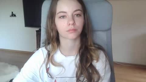 Snapshot of ariacreazy chatting on October 13, 7:11 am AriaCreazy online show from October 13, 7:11 am
