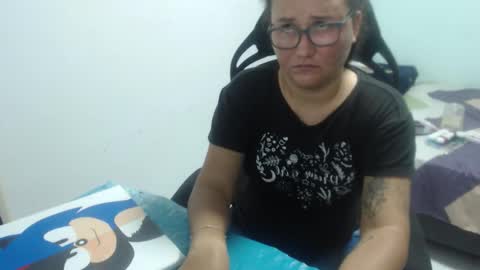 ...Ariana... online show from March 19, 6:23 pm