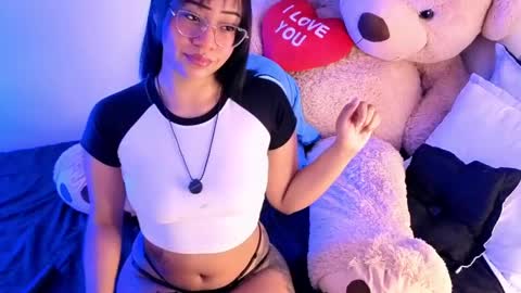   online show from April 27, 3:03 am