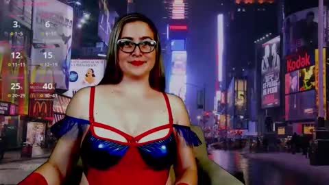 Ariana Cruz online show from October 31, 2:43 pm