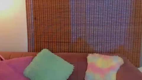 Ariana Cruz online show from February 4, 2:42 pm