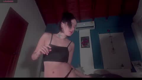 ariana_whitee online show from November 17, 2:34 am