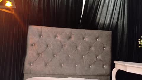   online show from September 11, 1:55 pm