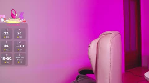arianahot777 online show from June 11, 9:22 pm