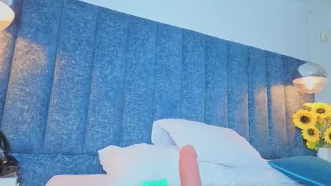 Arianna online show from February 17, 7:46 pm