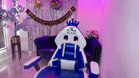 arianna_sweeet online show from December 20, 4:27 am