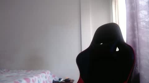 ariannaloovel online show from November 27, 6:55 pm