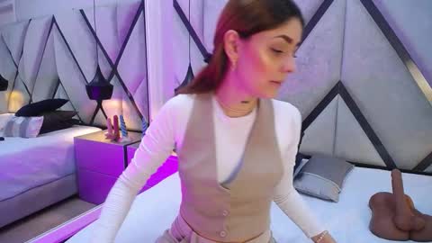 ariawillss online show from November 27, 12:08 pm