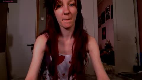 aribluush online show from March 28, 10:30 pm