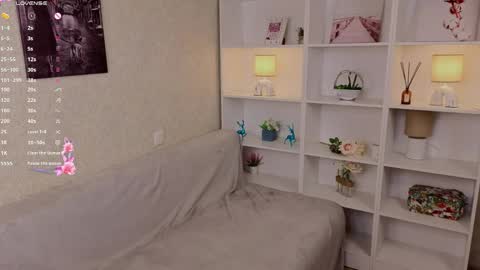 Eva online show from April 16, 8:08 pm