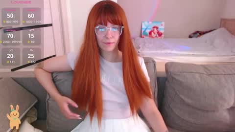 Snapshot of ariel_donovan chatting on October 6, 2:12 pm Ariel Donovan online show from October 6, 2:12 pm