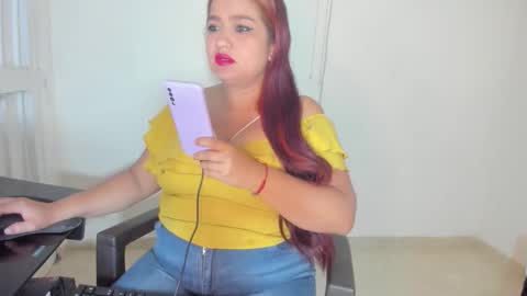 ariela_daltonn online show from February 15, 11:15 pm
