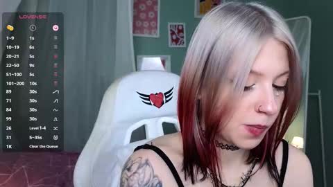 Ariel online show from February 24, 2:59 pm