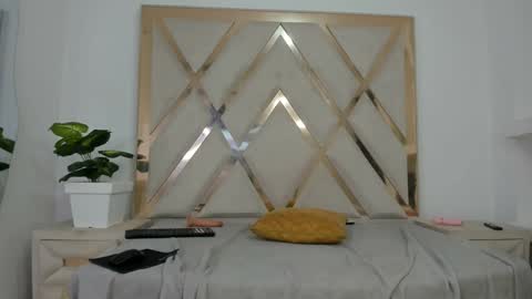 arielasm online show from September 20, 4:16 pm