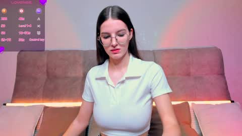 Snapshot of ariellateska chatting on January 12, 3:49 am Ariella online show from January 12, 3:49 am