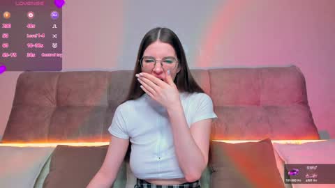Snapshot of ariellateska chatting on December 19, 2:45 am Ariella online show from December 19, 2:45 am