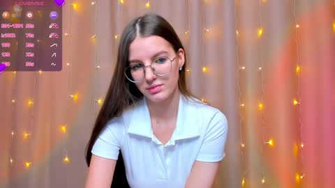 Snapshot of ariellateska chatting on January 28, 6:05 am Ariella online show from January 28, 6:05 am