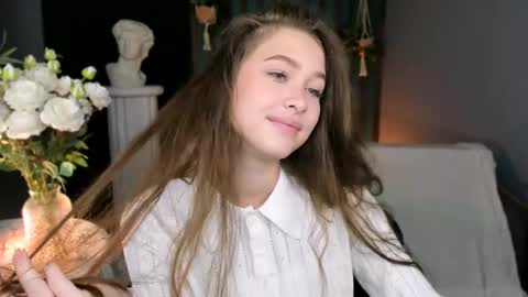 arielsykes online show from June 5, 5:33 am