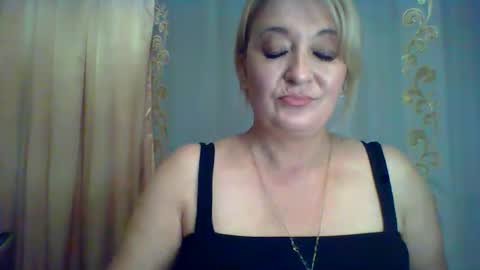 Snapshot of arielxloveresss chatting on September 12, 4:36 pm ArielXLoveresss online show from September 12, 4:36 pm