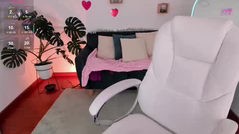 Ari  online show from February 28, 11:59 pm