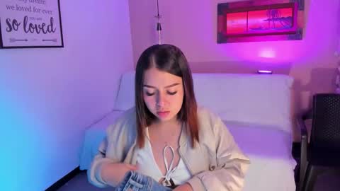 Snapshot of ariianabaker chatting on September 21, 2:27 pm Arianna online show from September 21, 2:27 pm