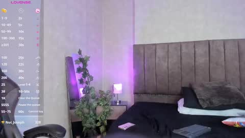 Ariel online show from September 27, 8:16 pm