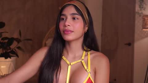 Snapshot of artemia_ chatting on October 29, 2:38 am Amanda online show from October 29, 2:38 am