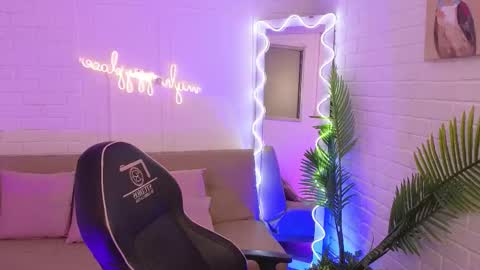 artemiss_tay online show from October 25, 7:43 pm