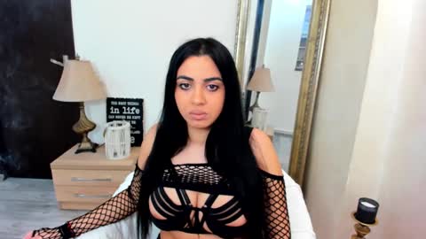 Snapshot of arya_lexa chatting on February 17, 5:58 am Arya online show from February 17, 5:58 am
