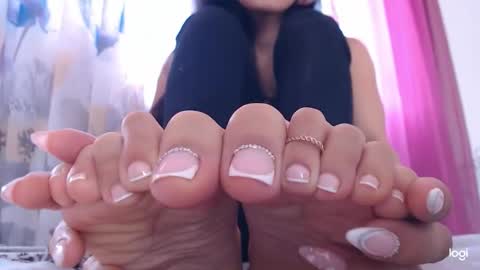 Snapshot of ash_nicefeet chatting on January 9, 9:16 pm ashley online show from January 9, 9:16 pm