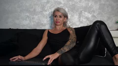 Asha online show from September 17, 9:40 am