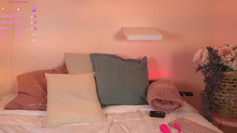 Nay online show from February 2, 8:19 pm