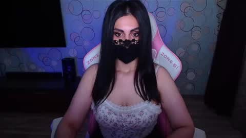   Yasmina   online show from June 1, 5:31 am
