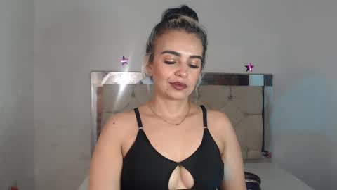 ashley__tylor online show from February 15, 3:31 am