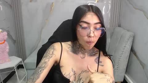 ashley_blum_v online show from October 23, 8:48 pm