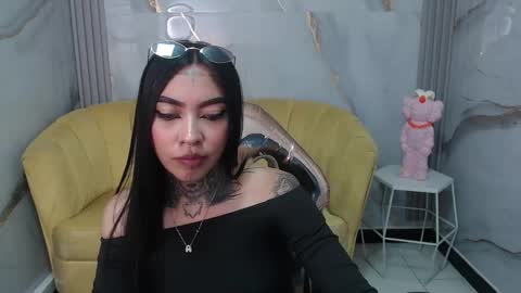 ashley_blum_v online show from September 9, 8:08 pm