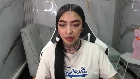 ashley_blum_v online show from October 8, 8:35 pm