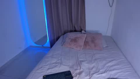 Ashley online show from November 14, 2:11 am