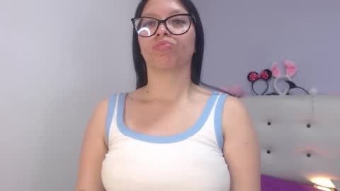 Ashley online show from November 7, 10:04 pm