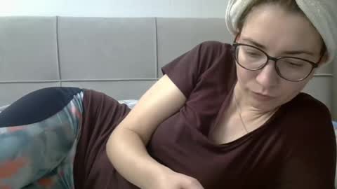 Snapshot of ashleyspice chatting on March 4, 7:41 am Ashley online show from March 4, 7:41 am