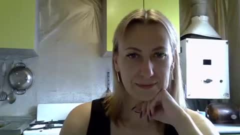 Snapshot of ashleyxhoney chatting on September 19, 7:40 am AshleyXHoney online show from September 19, 7:40 am
