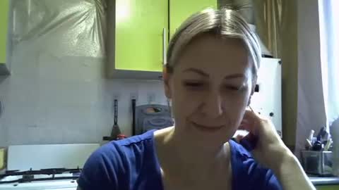 Snapshot of ashleyxhoney chatting on September 27, 6:20 am AshleyXHoney online show from September 27, 6:20 am